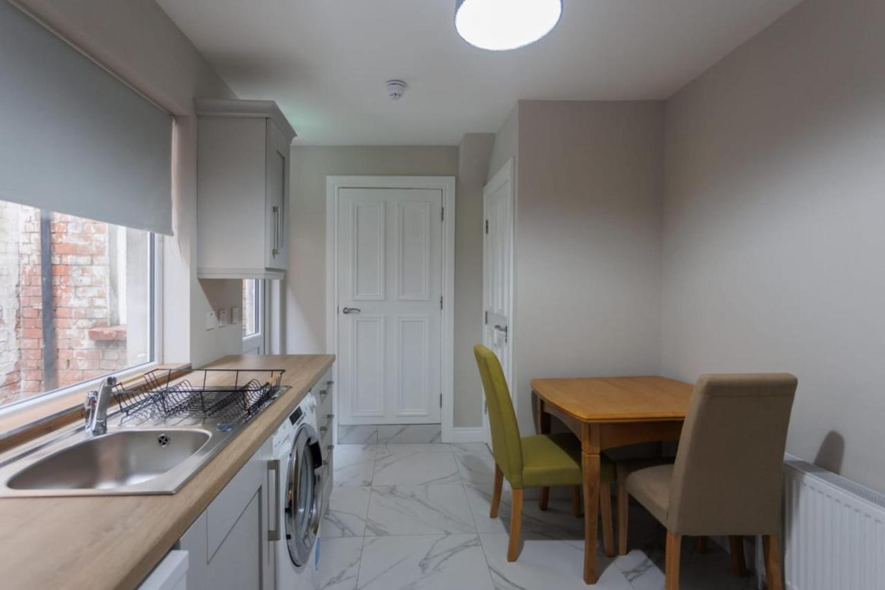 Chic Studio Apartment Central Belfast Sleeps 2. Екстер'єр фото