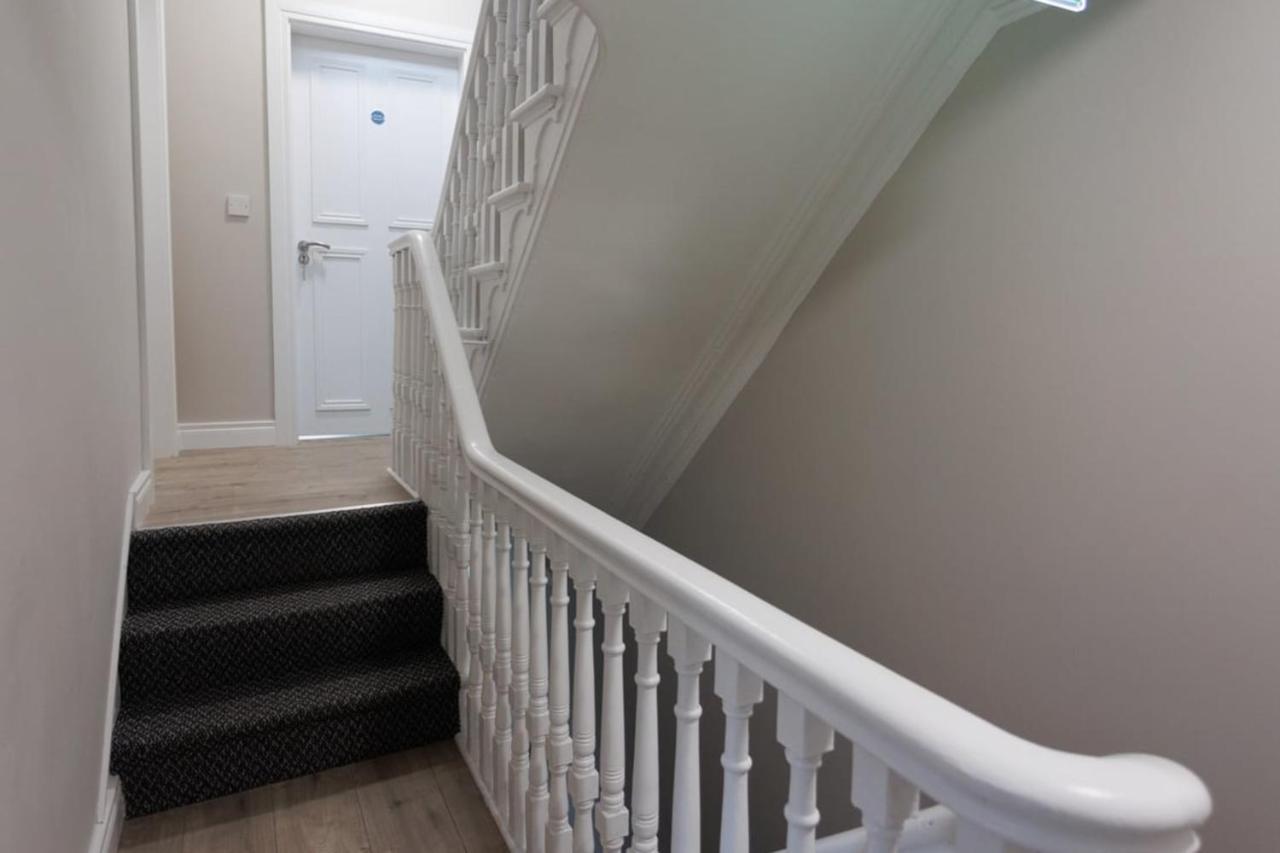 Chic Studio Apartment Central Belfast Sleeps 2. Екстер'єр фото